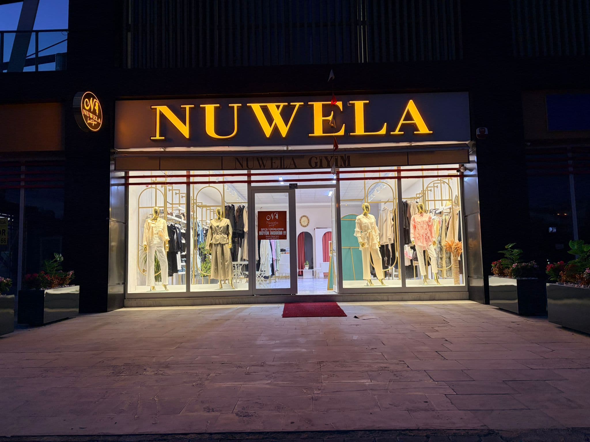 Nuwela Boutique — Zarafetin Yeni Adresi